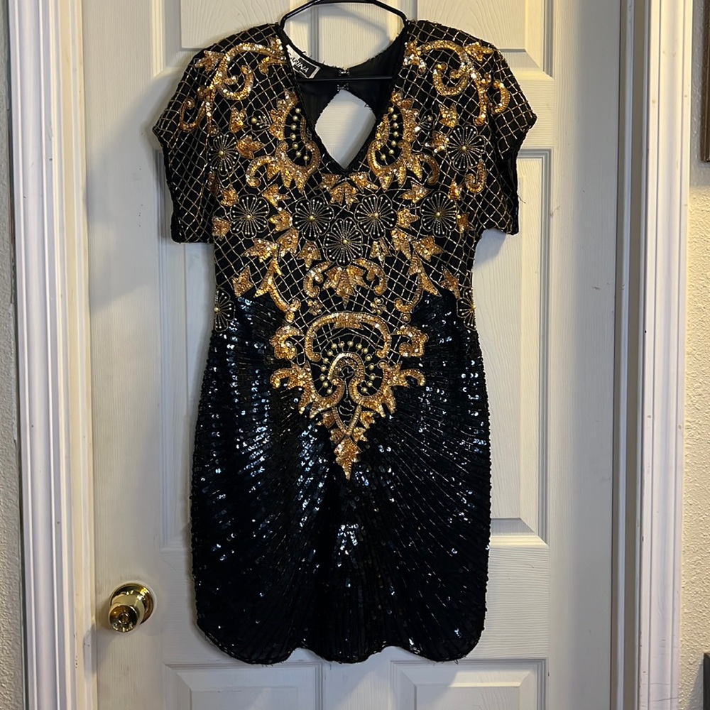 Beautiful Vintage Silk Beaded Black and Gold Dress size M by Carina